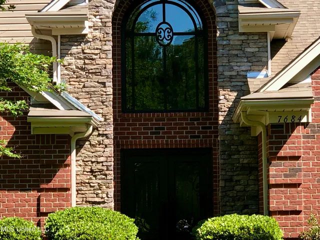 $456,900 | 7684 Rigmoore Point North, Olive Branch, MS 38654