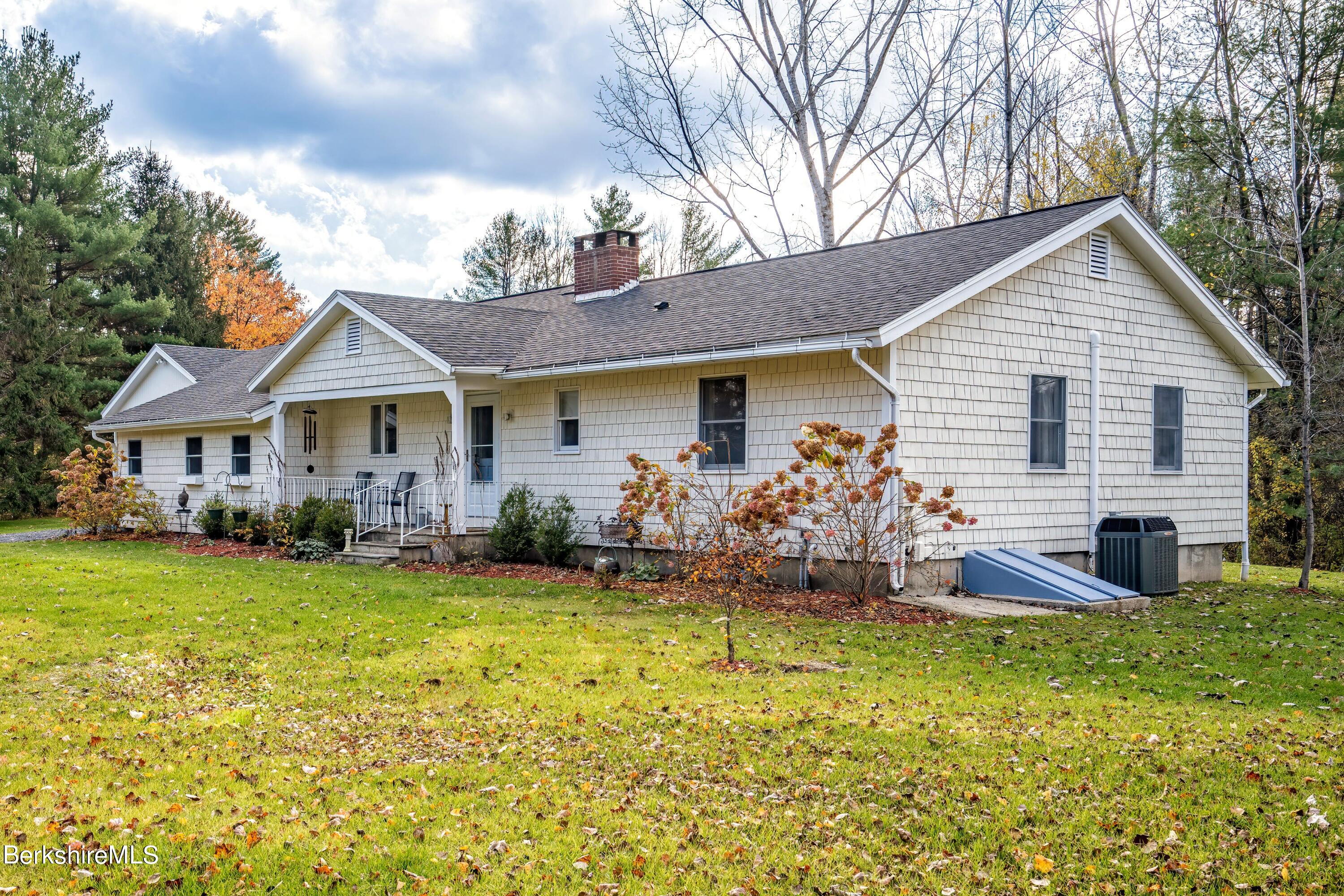 4 Lee Road Stockbridge, MA 01262 - Photo 3 of 36 4 Lee Rd_39