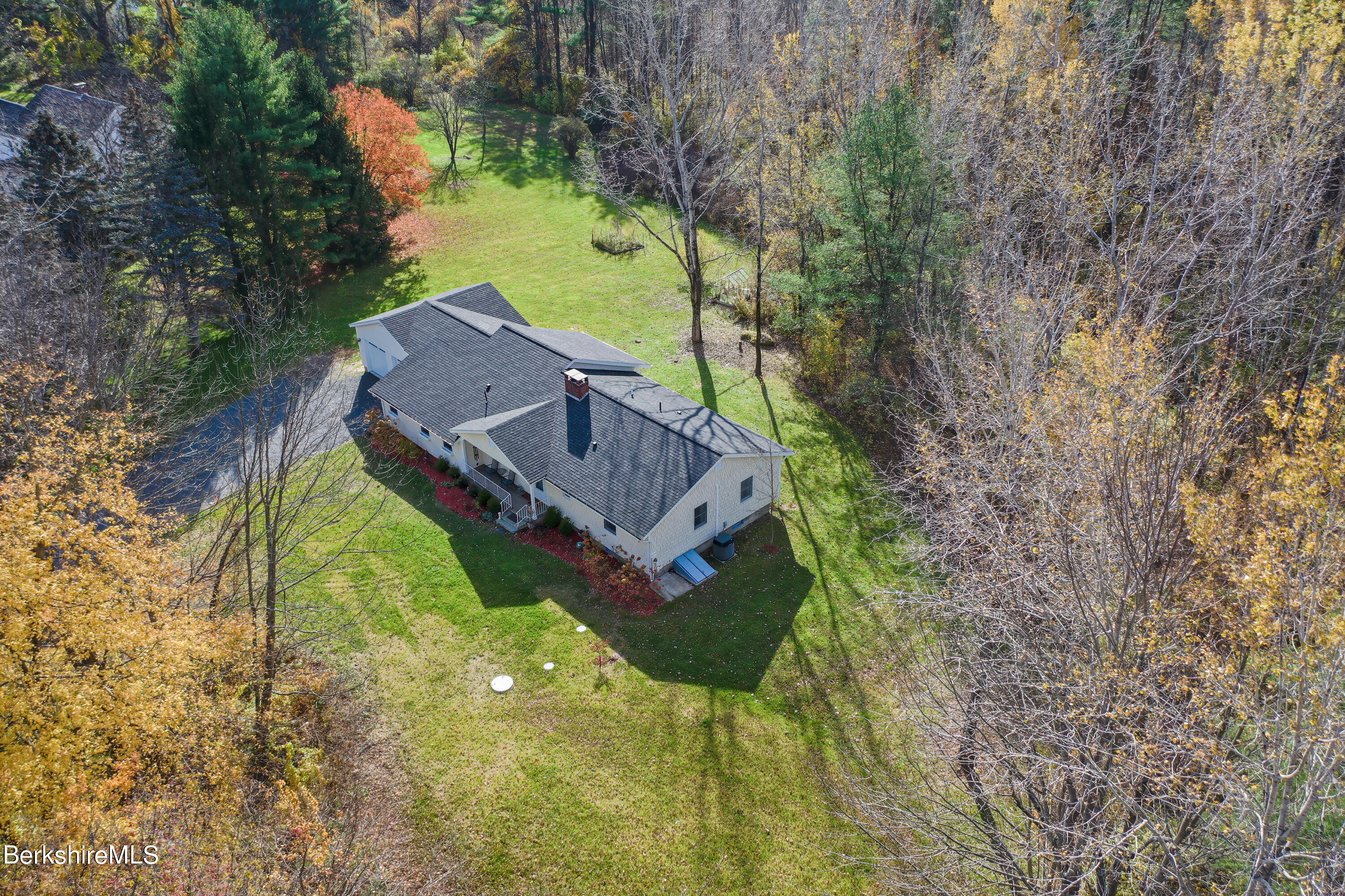 4 Lee Road Stockbridge, MA 01262 - Photo 8 of 36 4 Lee Rd_1