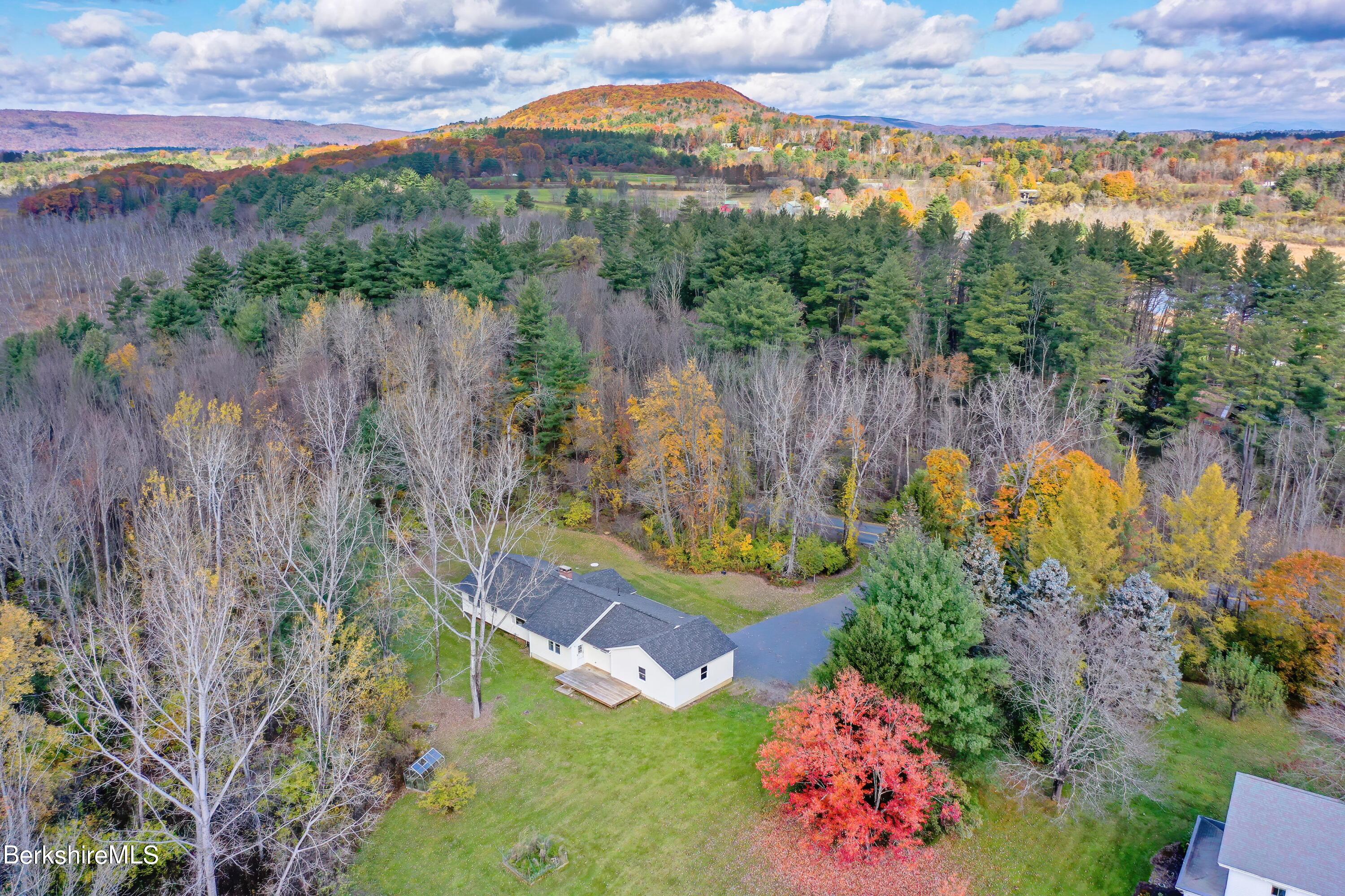4 Lee Road Stockbridge, MA 01262 - Photo 9 of 36 4 Lee Rd_2