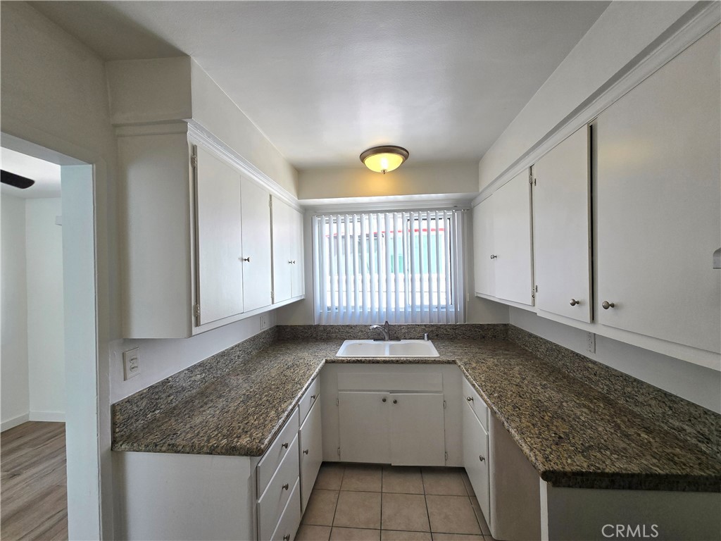439 Le Doux Road, Unit 1 Los Angeles, CA 90048 - Photo 6 of 24