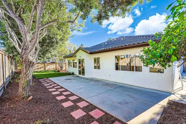 $1,199,999 | 1789 Clydesdale Court, Oceanside, CA 92057