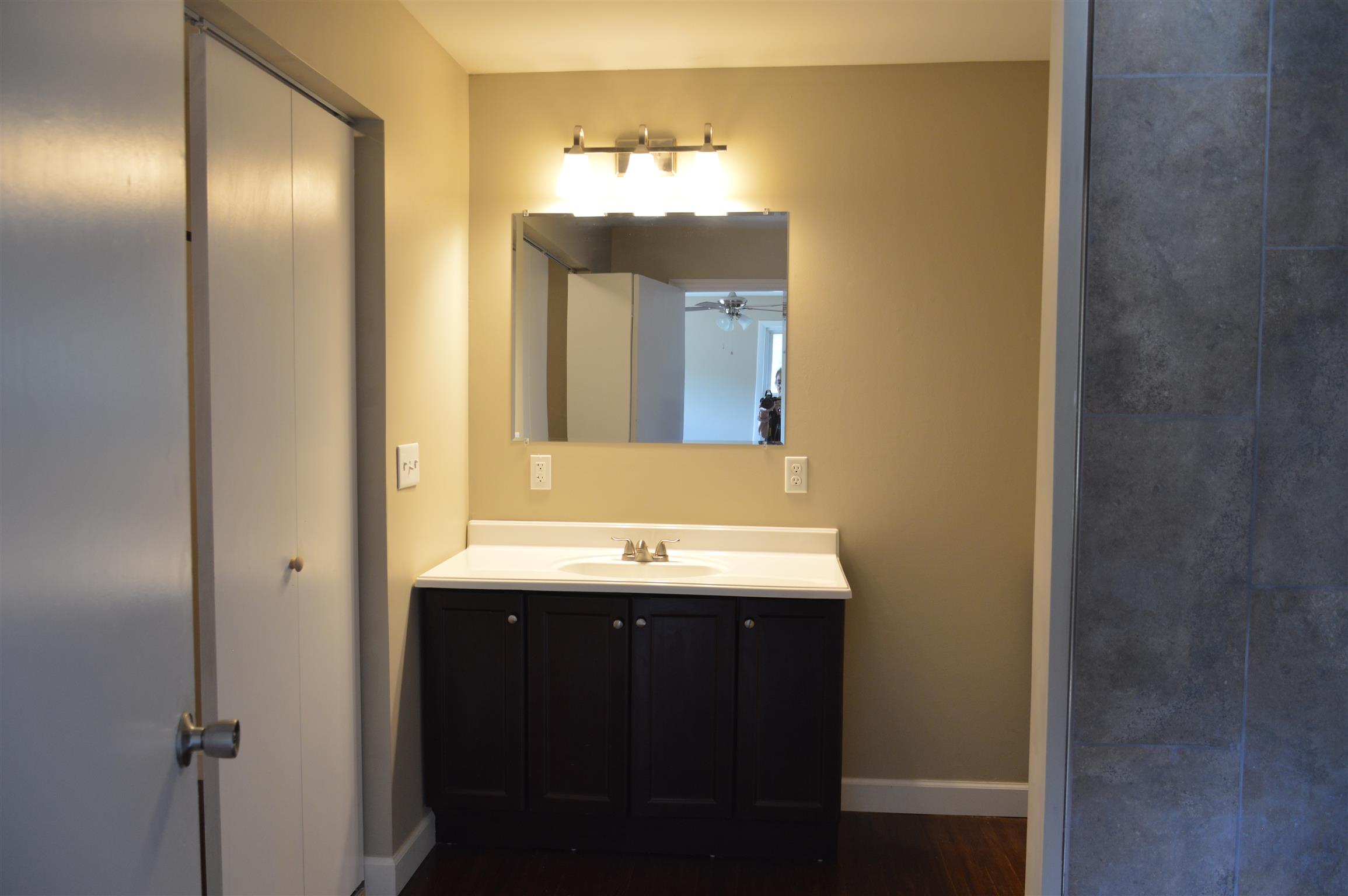 229 Edmondson Ferry Road Clarksville, TN 37040 - Photo 20 of 25 Gallery Image 20