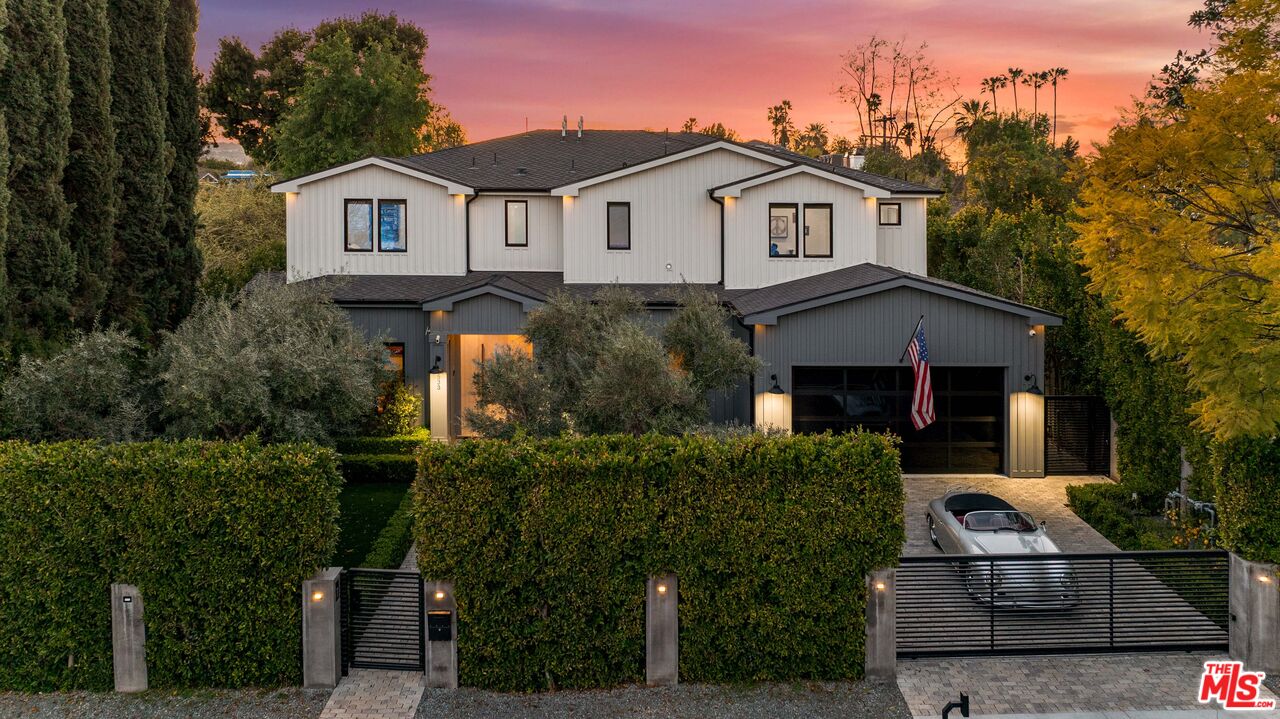 4533 Gentry Avenue Studio City, CA 91607 - Photo 39 of 39 a front view of a house with plants