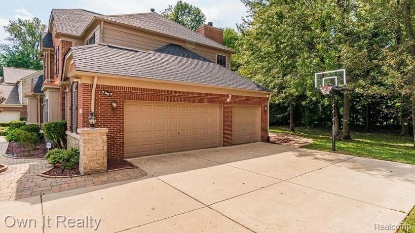 1720 Trinity Road Canton, MI 48187 - Photo 7 of 41