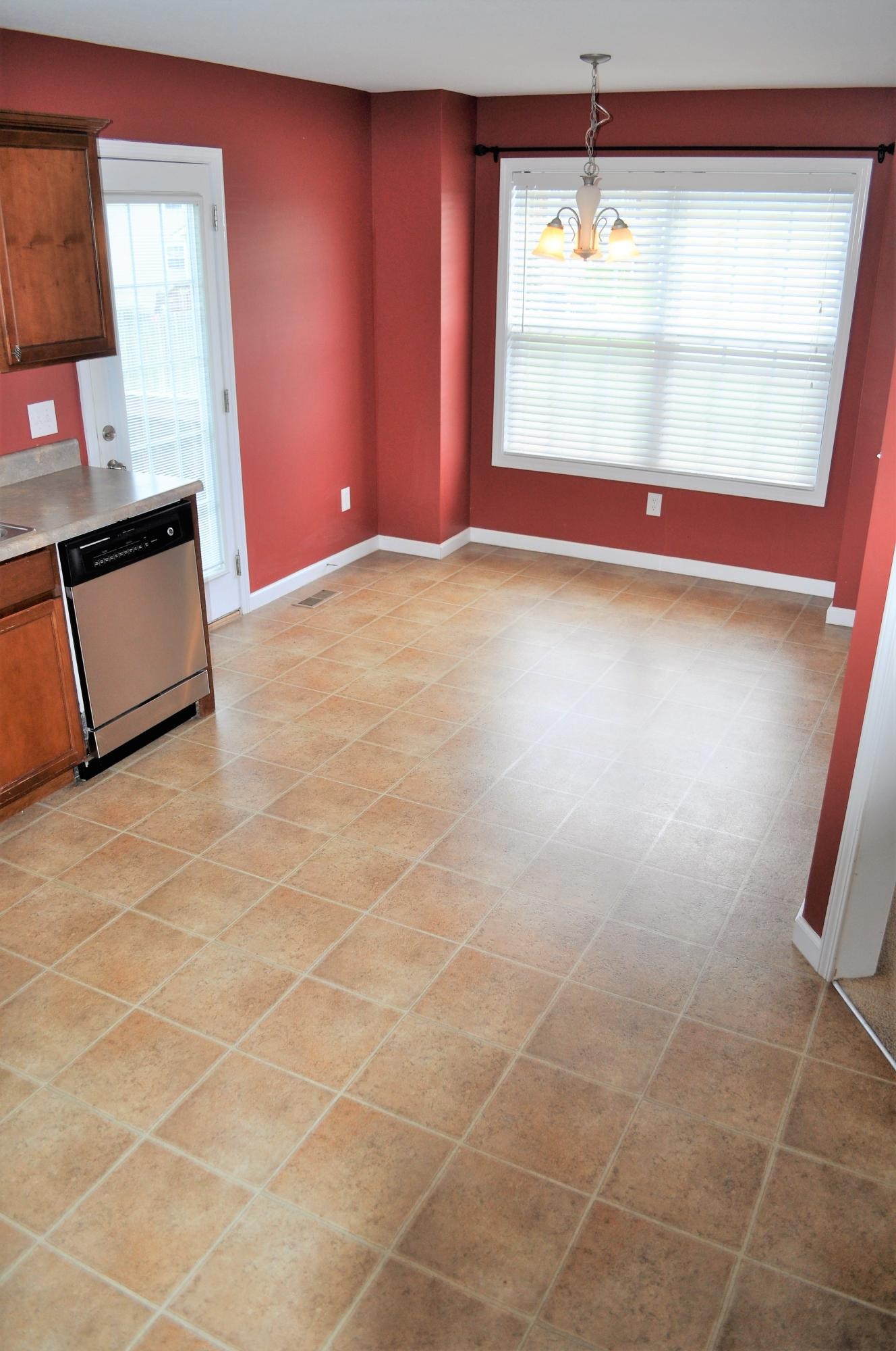 5510 Golden Gate Road Knoxville, TN 37918 - Photo 10 of 27 Gallery Image 10