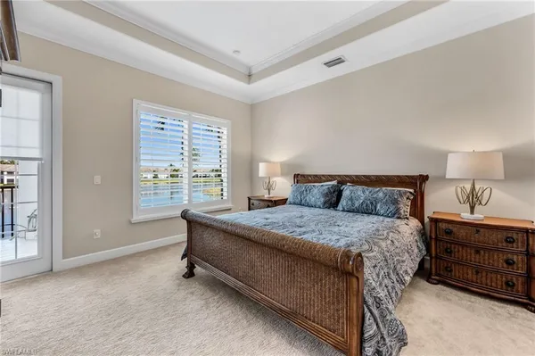 $1,364,000 | 8026 Signature Club Circle, Unit 5201, Naples, FL 34113
