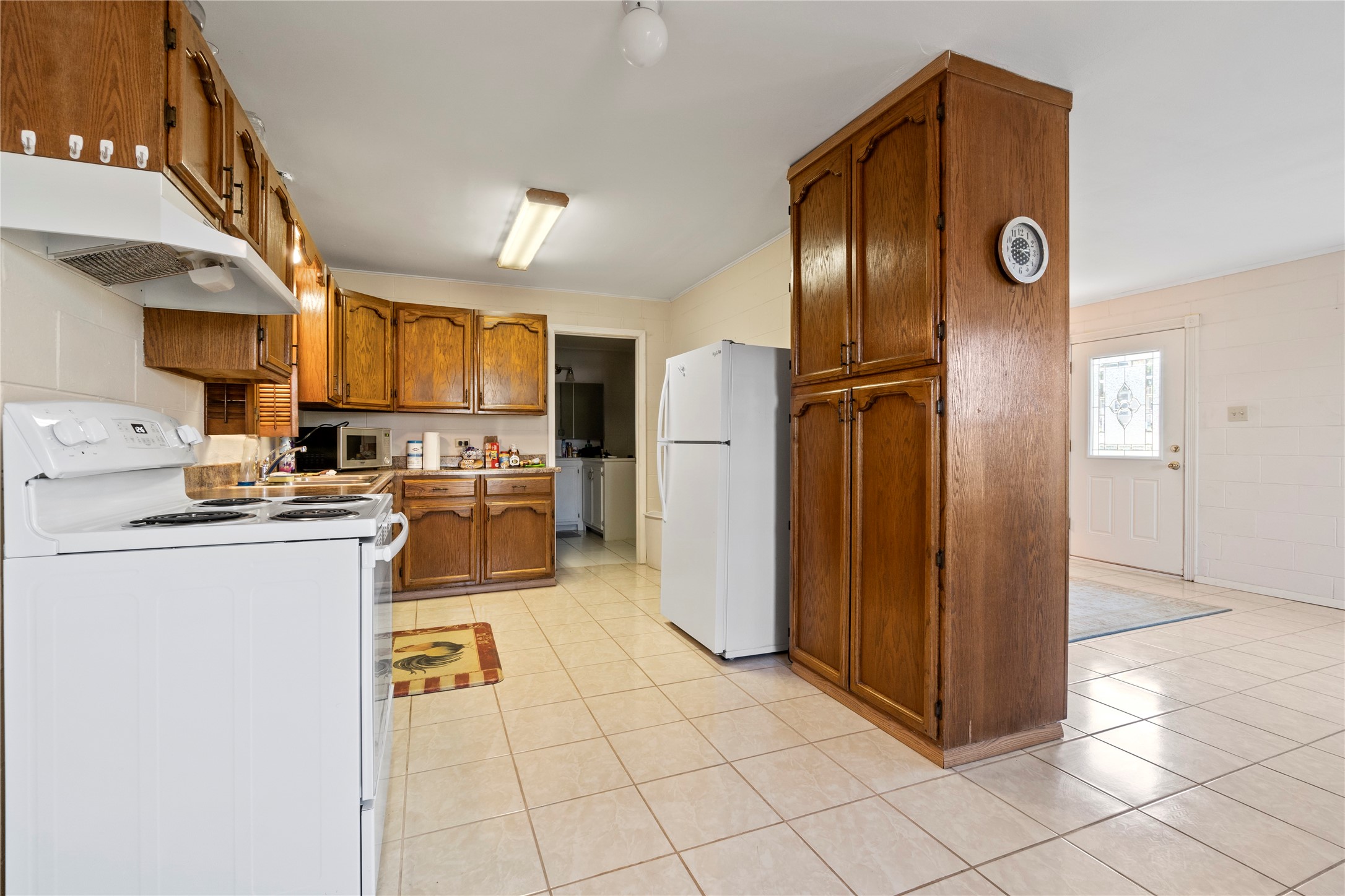 106 Overview Drive Zapata, TX 78076 - Photo 10 of 23