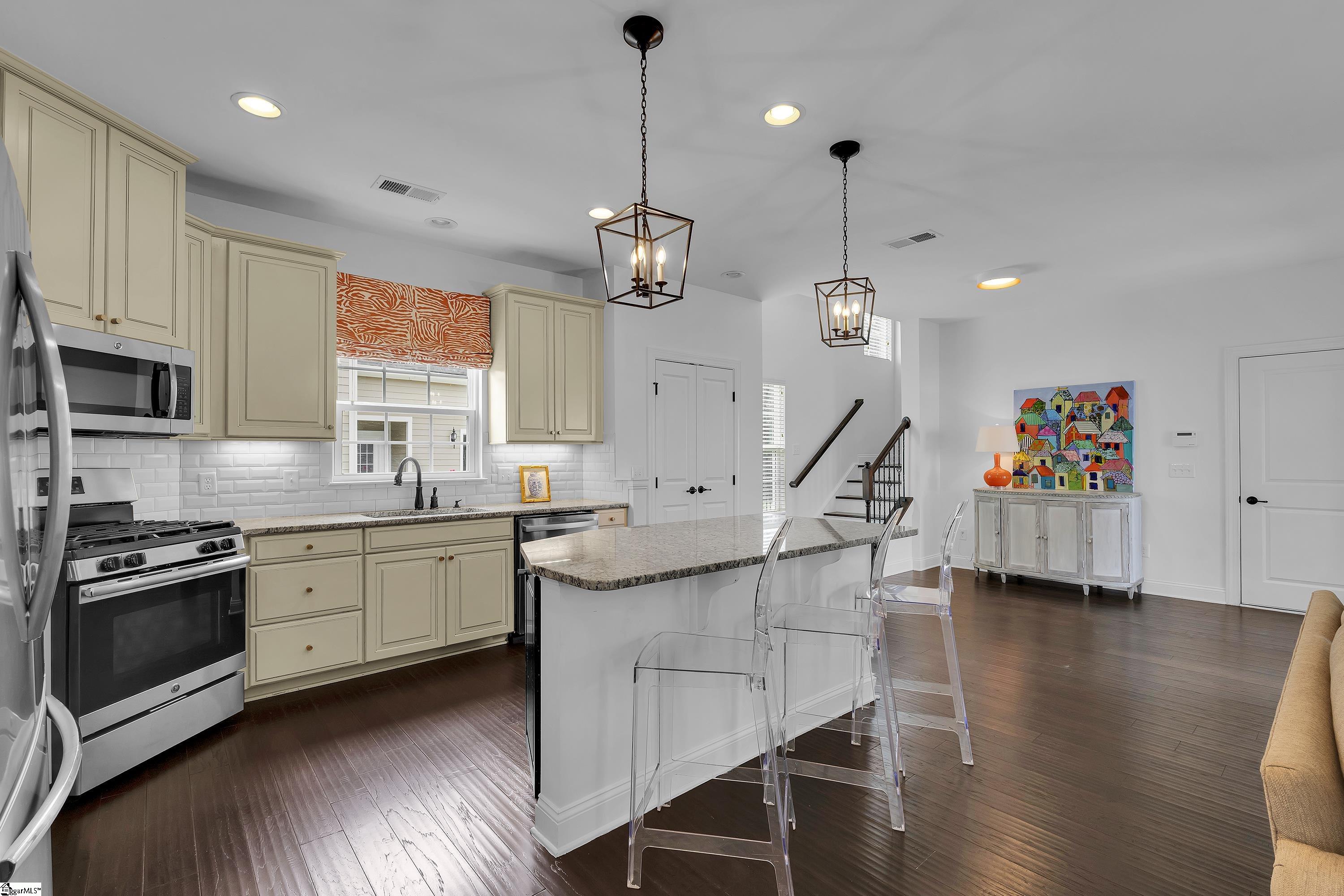 215 Algonquin Trail Greenville, SC 29607 - Photo 12 of 41 Gallery Image 12