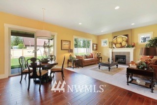 17417 Southeast 139th Place Renton, WA 98059 - Photo 3 of 6 Gallery Image 3
