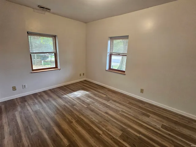 $2,400 | 128 North Roosevelt Street, Bloomington, IN 47408