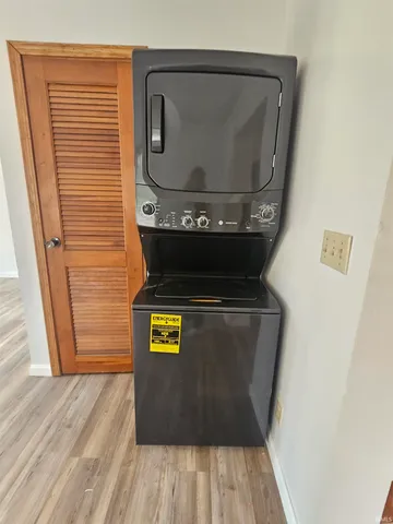 $2,400 | 128 North Roosevelt Street, Bloomington, IN 47408