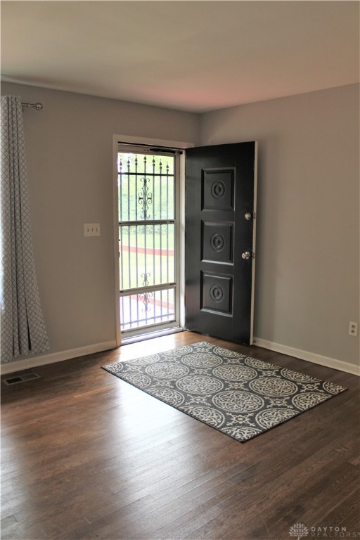 8390 Dog Leg Road Dayton, OH 45414 - Photo 9 of 61