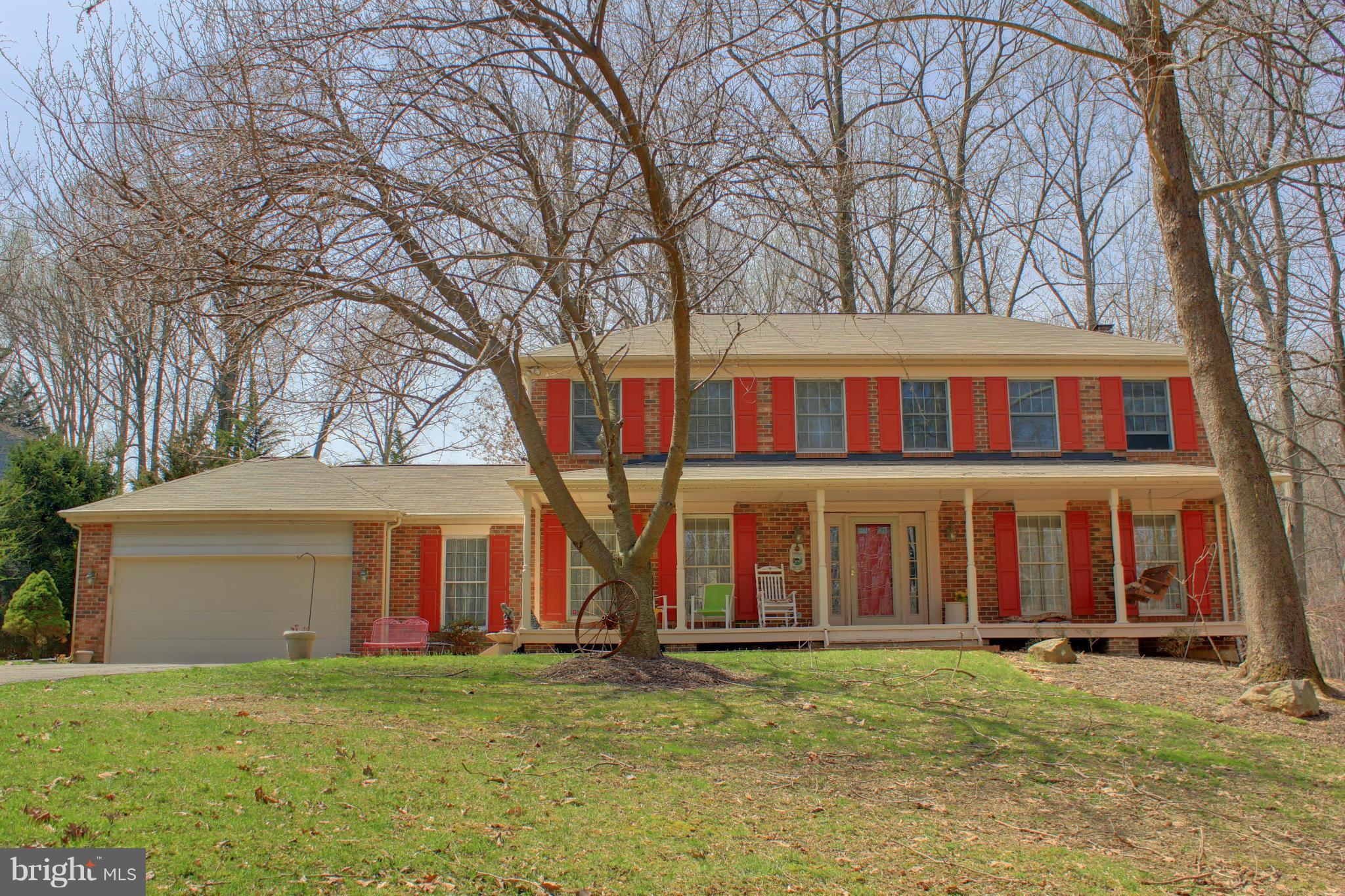 Exterior (Front)