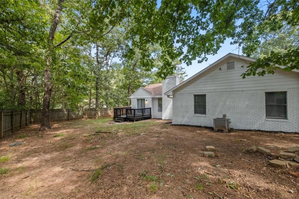 7519 Conkle Road Jonesboro, GA 30236 - Photo 29 of 35 a backyard of a house