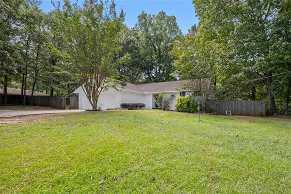 $2,100 | 7519 Conkle Road, Jonesboro, GA 30236
