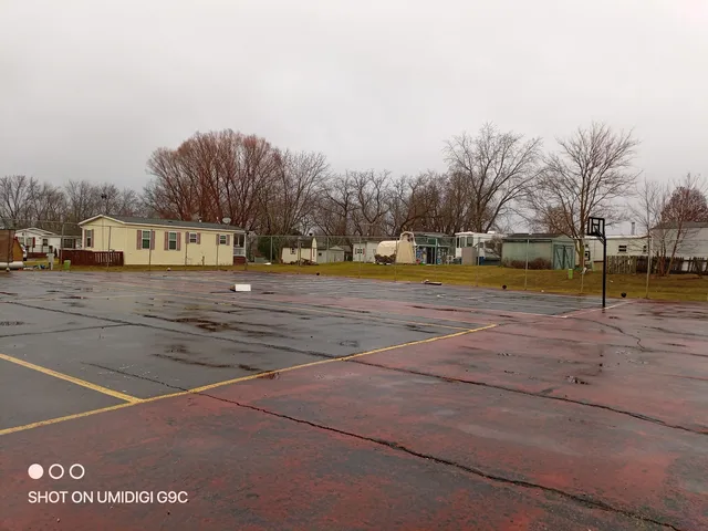 a view of outdoor space with city view