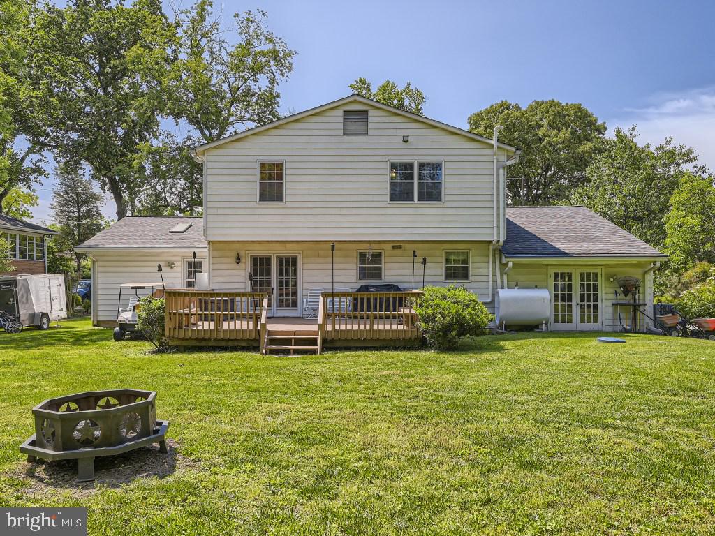 466 Edgewater Road Pasadena, MD 21122 - Photo 31 of 32 Perfect Space for Entertaining