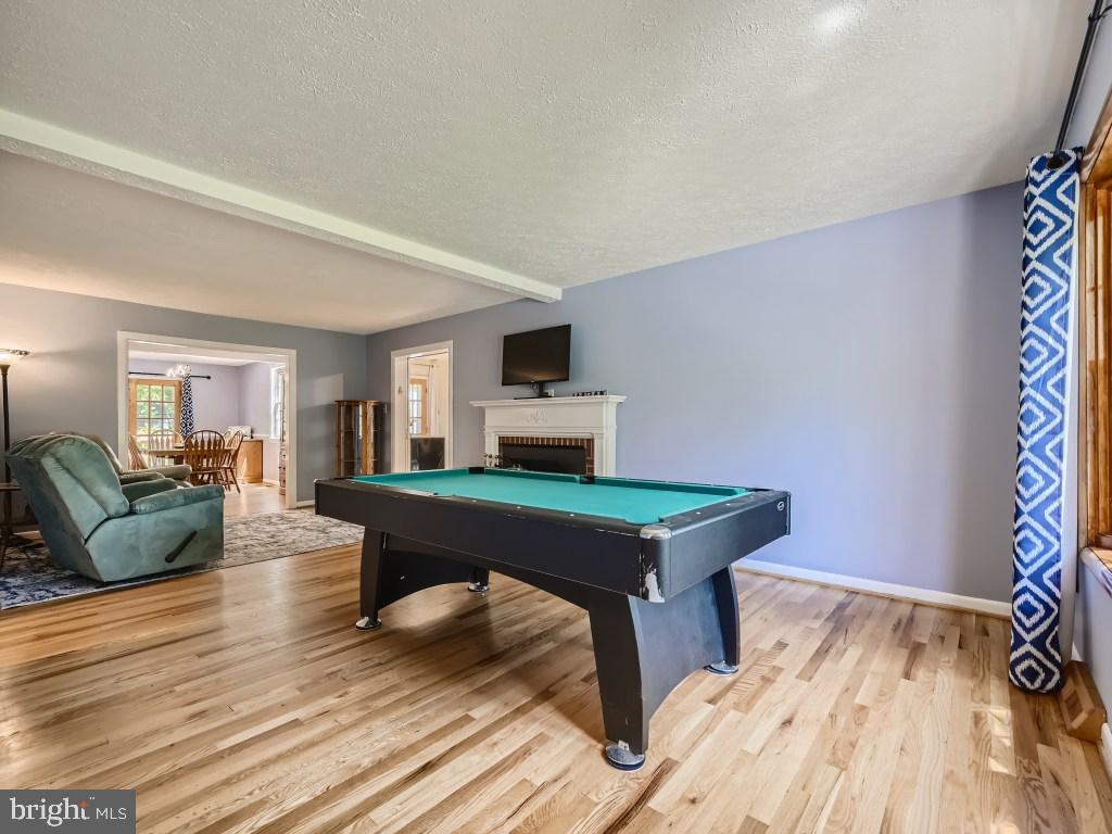 466 Edgewater Road Pasadena, MD 21122 - Photo 9 of 32 Multiple Seating and Entertainment Areas