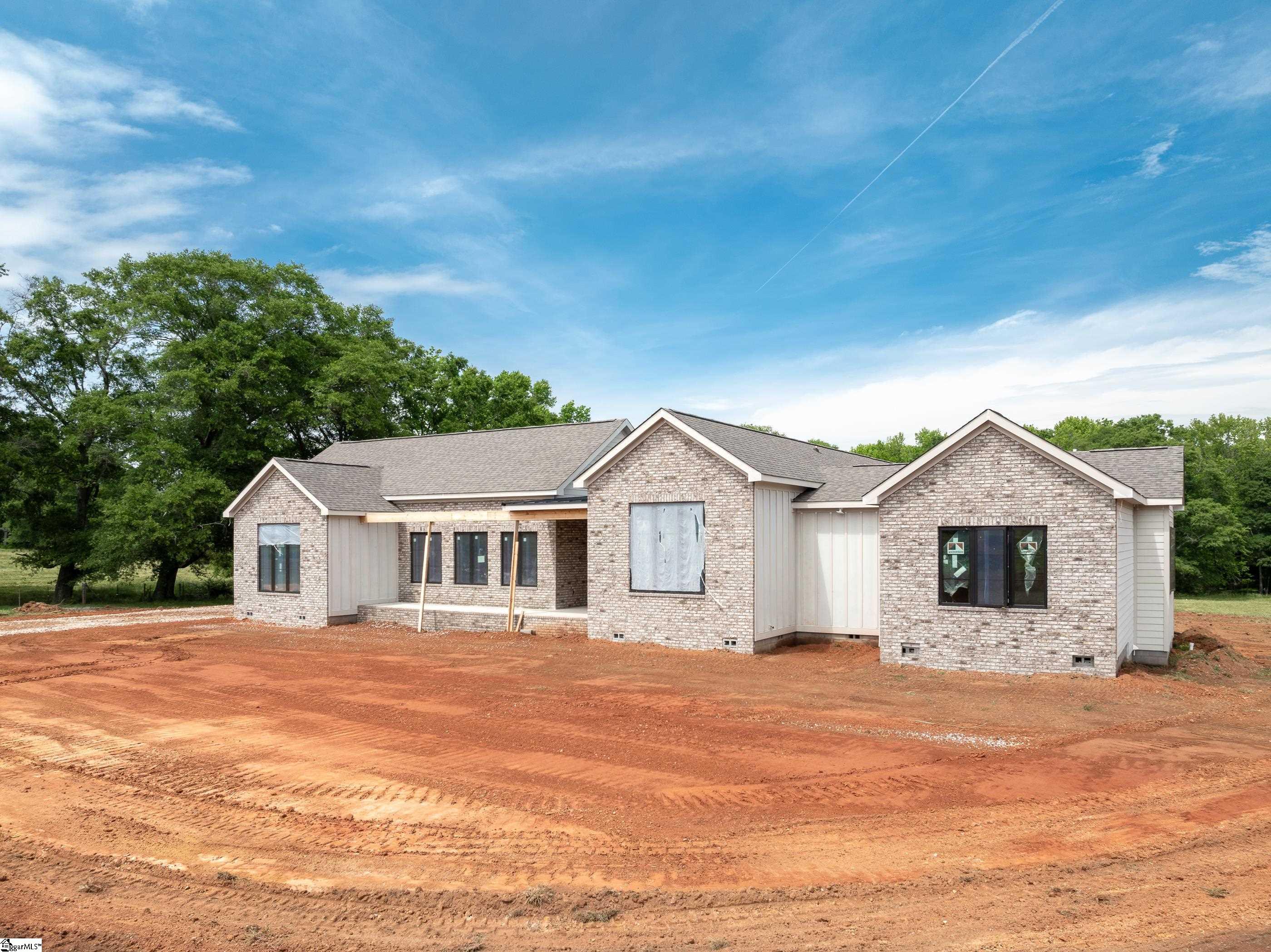 774 Garrison Road Pelzer, SC 29669 - Photo 2 of 39