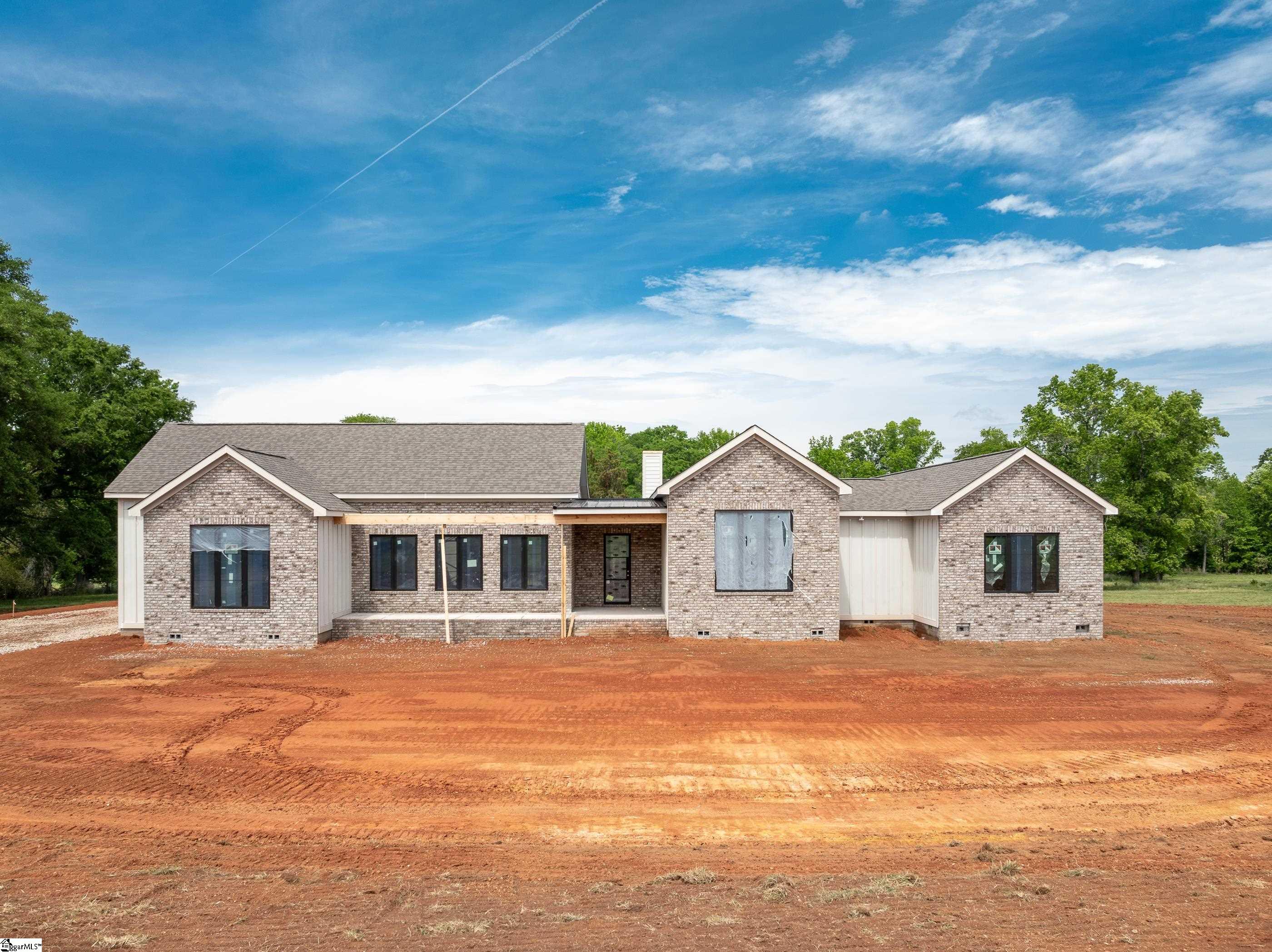 774 Garrison Road Pelzer, SC 29669 - Photo 3 of 39