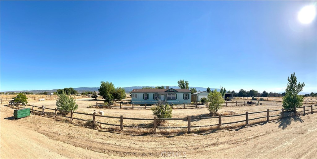 25635 Kargat Avenue Lancaster, CA 93536 - Photo 4 of 28