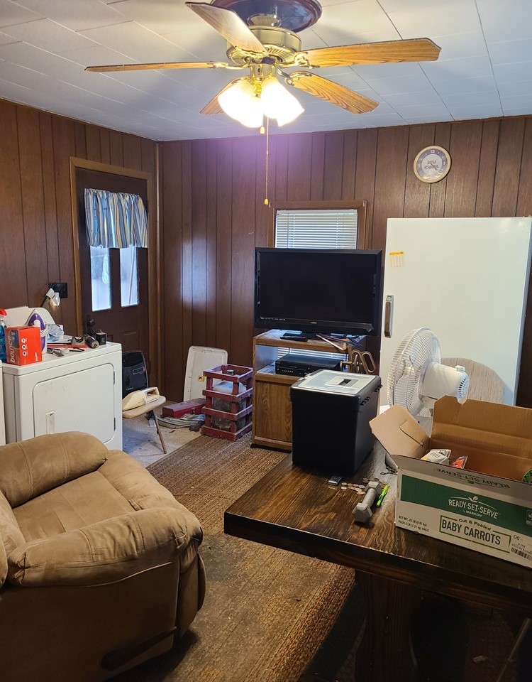 905 Walton Road Dixon, IL 61021 - Photo 7 of 18 a living room with furniture and a window