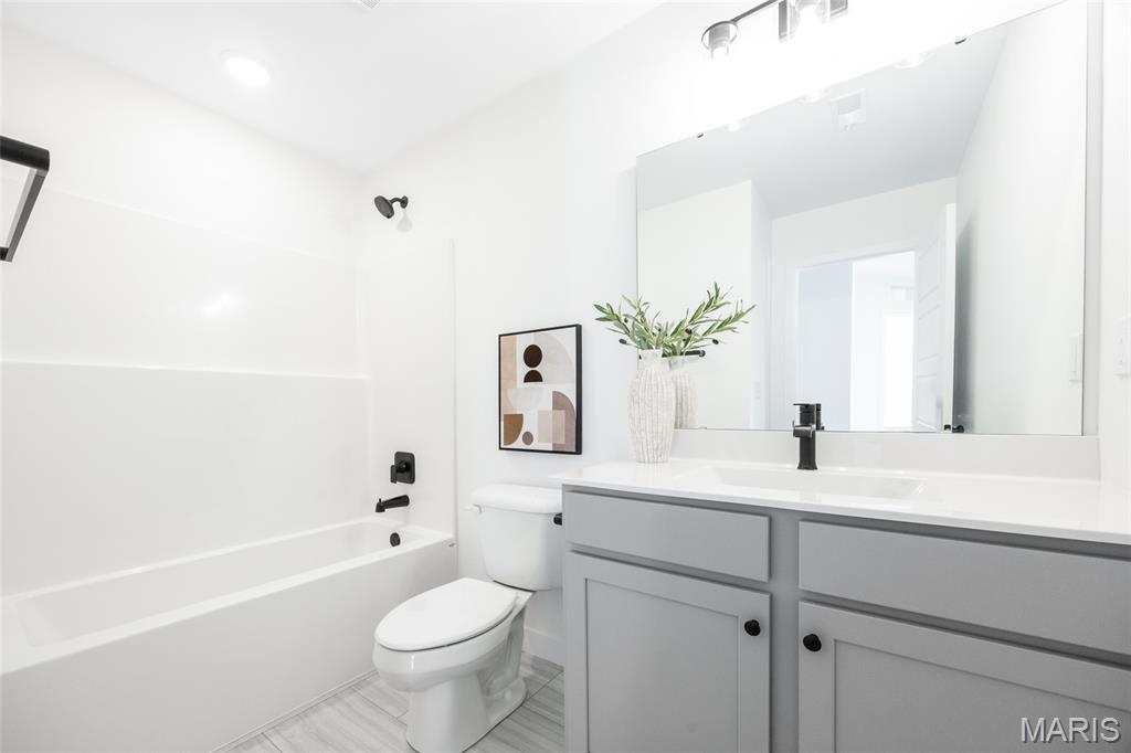 305 Frontenac Road O'Fallon, IL 62269 - Photo 25 of 35