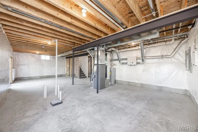 $469,900 | 305 Frontenac Road, O'Fallon, IL 62269