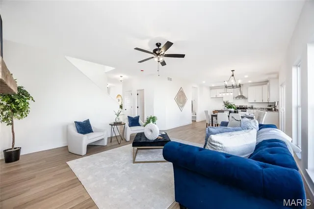 $469,900 | 305 Frontenac Road, O'Fallon, IL 62269