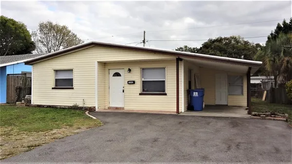$1,900 | 5342 22nd Avenue North, St. Petersburg, FL 33710