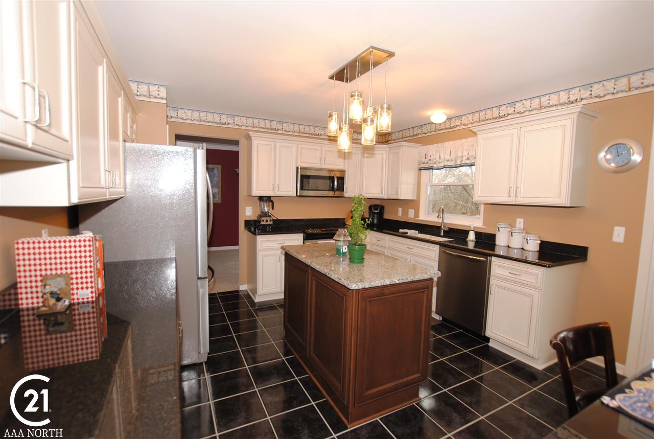 2834 Long Meadow Lane Rochester Hills, MI 48307 - Photo 12 of 51