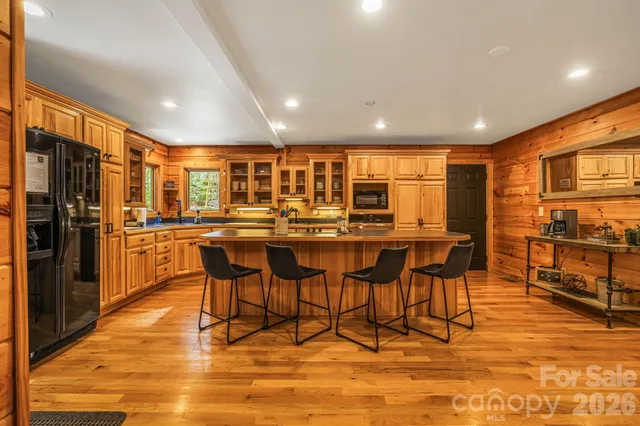 $725,000 | 131 Trillium Glen Drive, Mars Hill, NC 28754