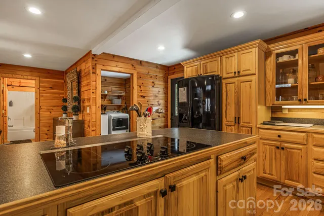 $725,000 | 131 Trillium Glen Drive, Mars Hill, NC 28754