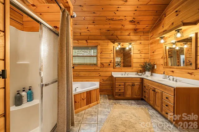 $725,000 | 131 Trillium Glen Drive, Mars Hill, NC 28754