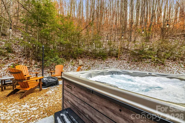 $725,000 | 131 Trillium Glen Drive, Mars Hill, NC 28754