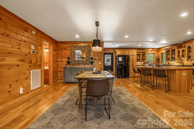 $725,000 | 131 Trillium Glen Drive, Mars Hill, NC 28754