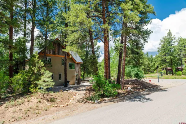 $925,000 | 15 Edgemont Way, Durango, CO 81301