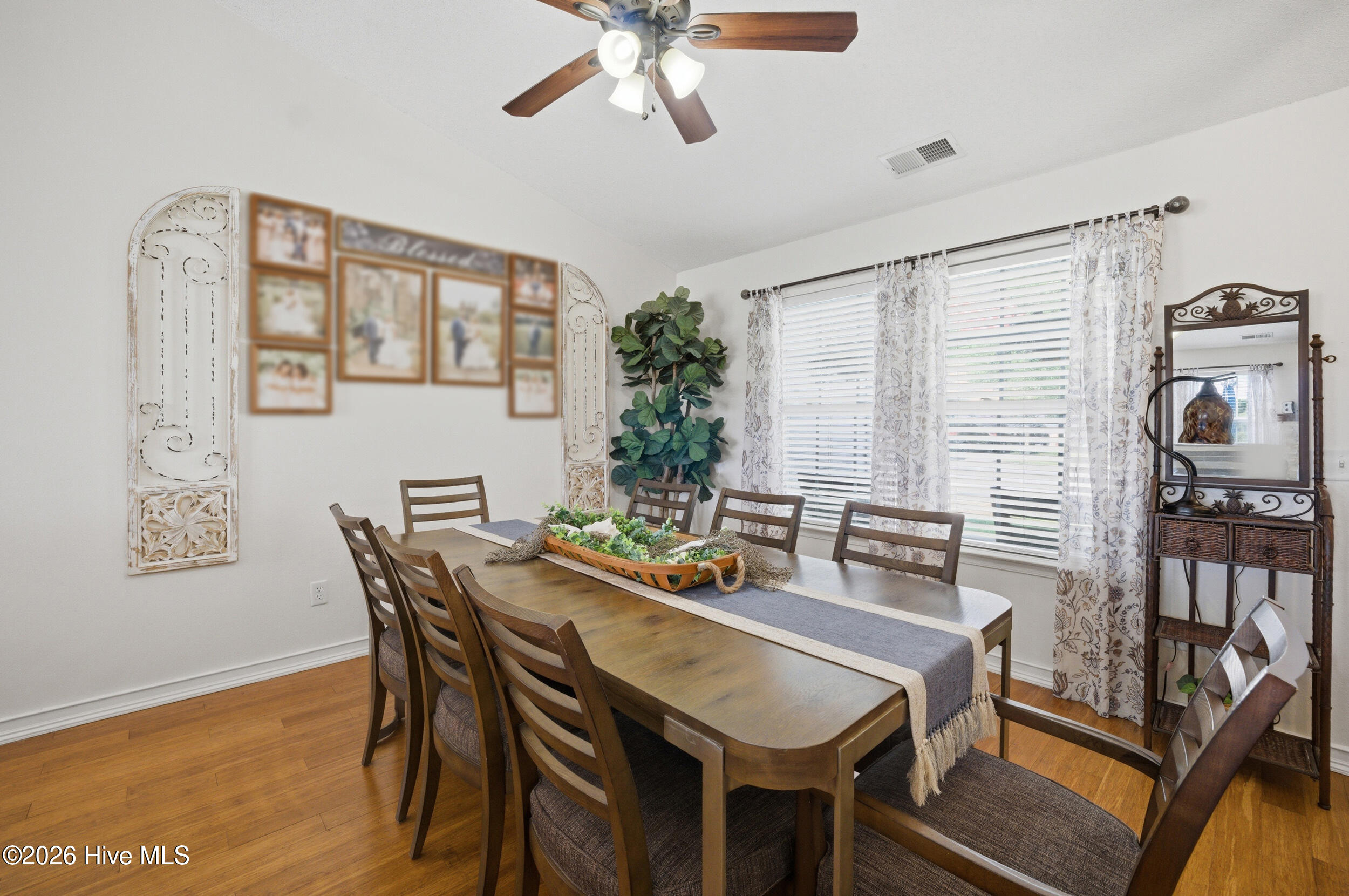 165 Green View Road Moyock, NC 27958 - Photo 11 of 60 Dining Room