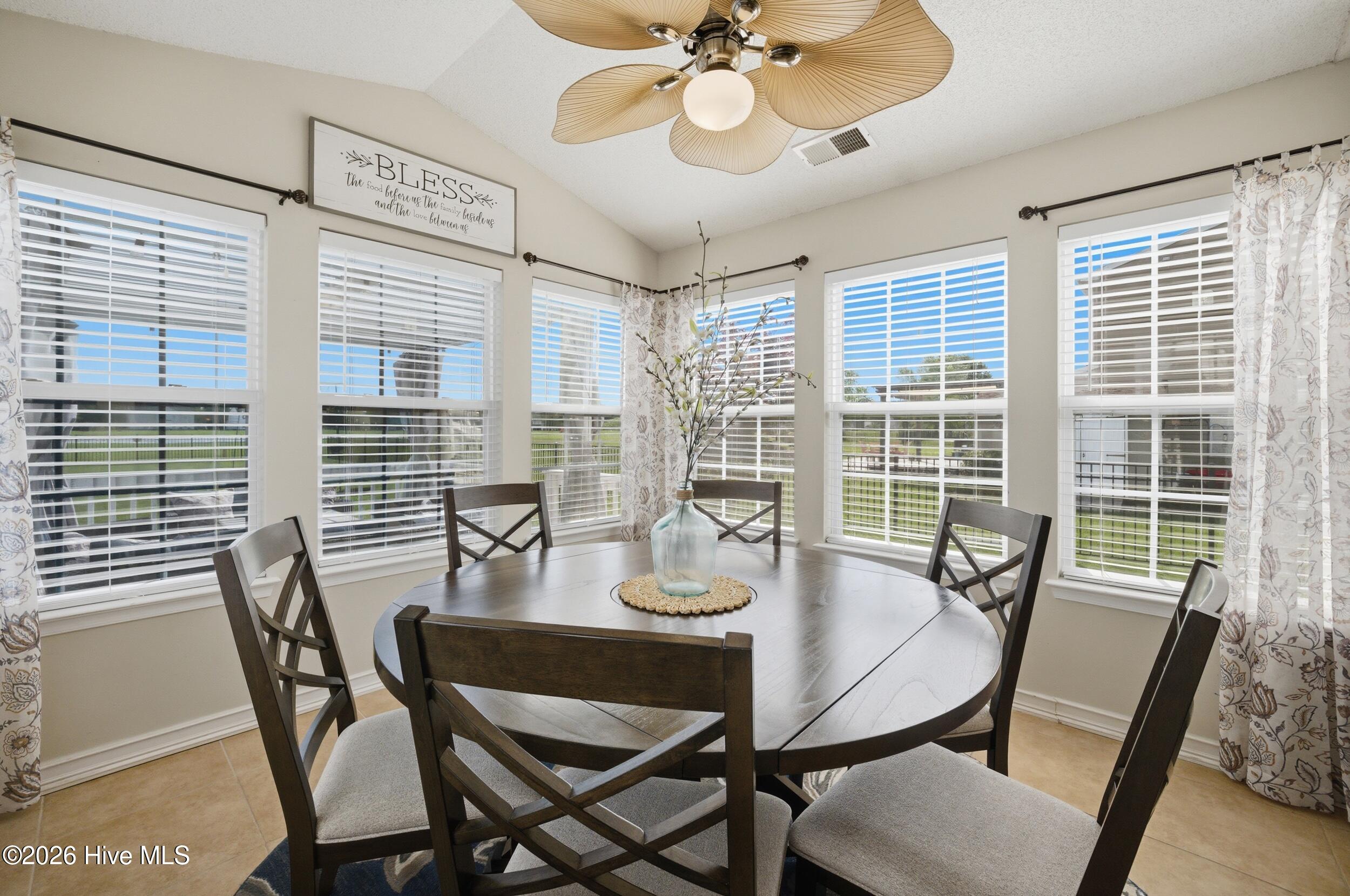 165 Green View Road Moyock, NC 27958 - Photo 16 of 60 Sunroom