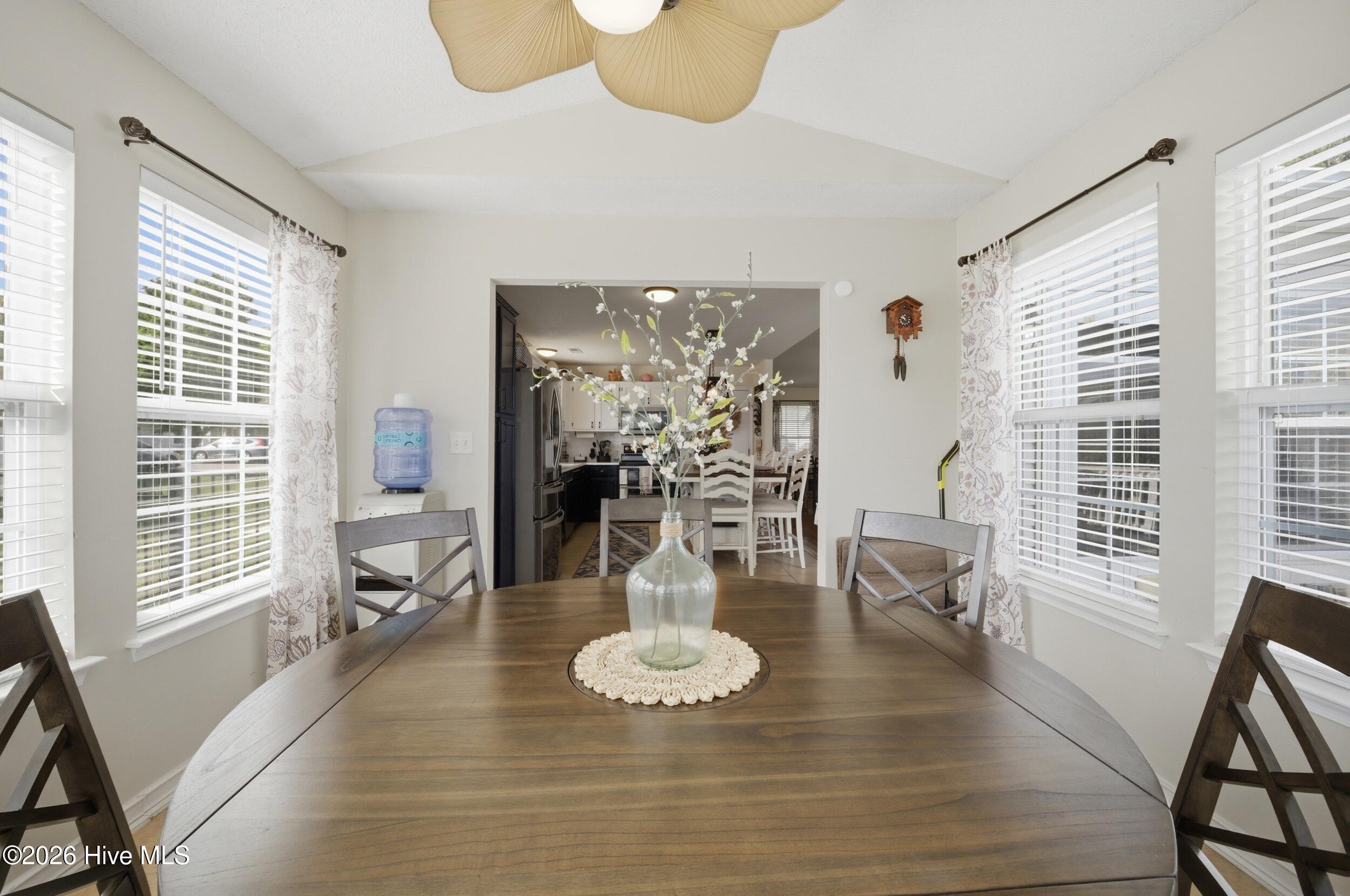 165 Green View Road Moyock, NC 27958 - Photo 17 of 60 Sunroom