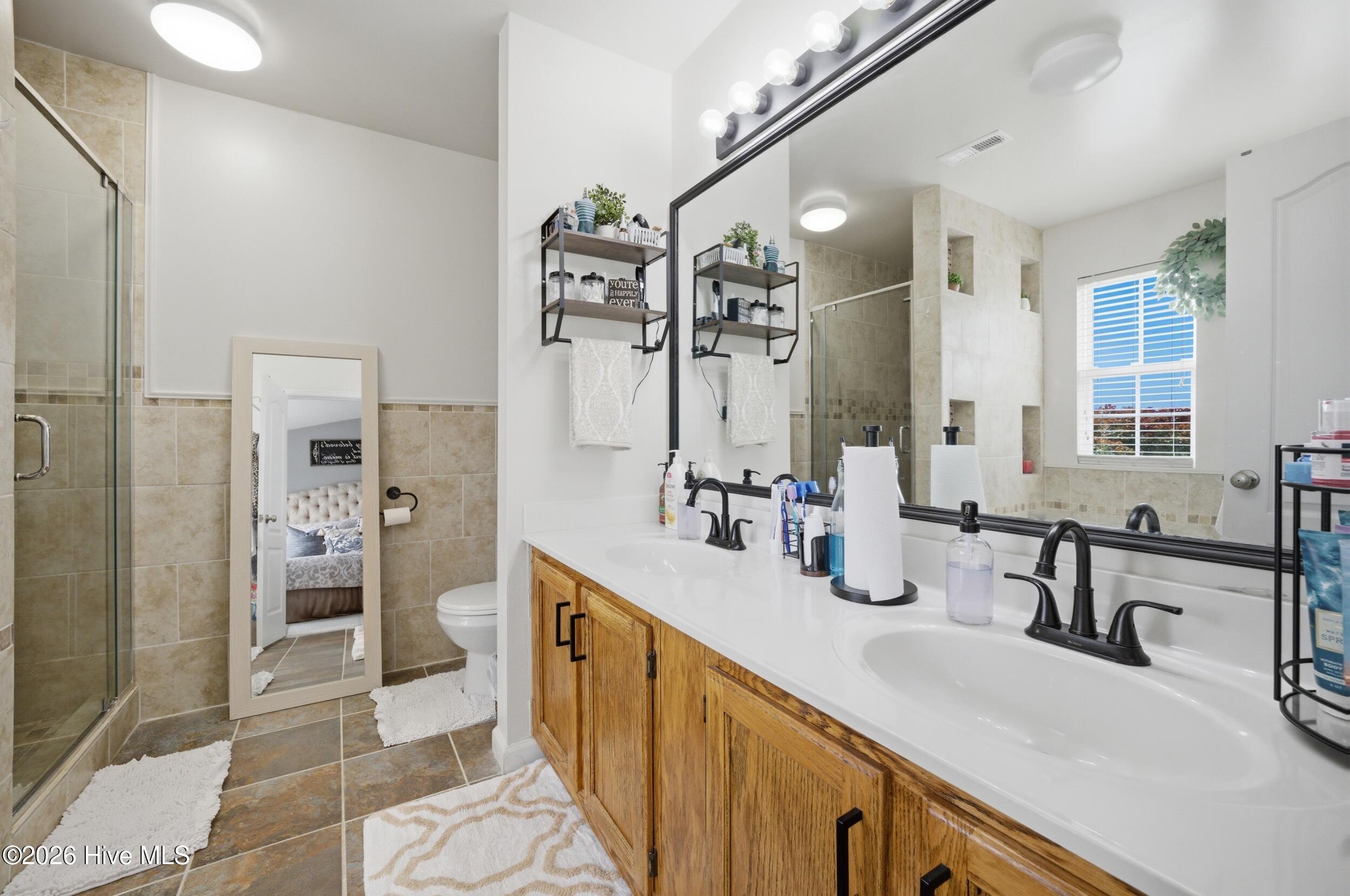 165 Green View Road Moyock, NC 27958 - Photo 27 of 60 Primary Bath