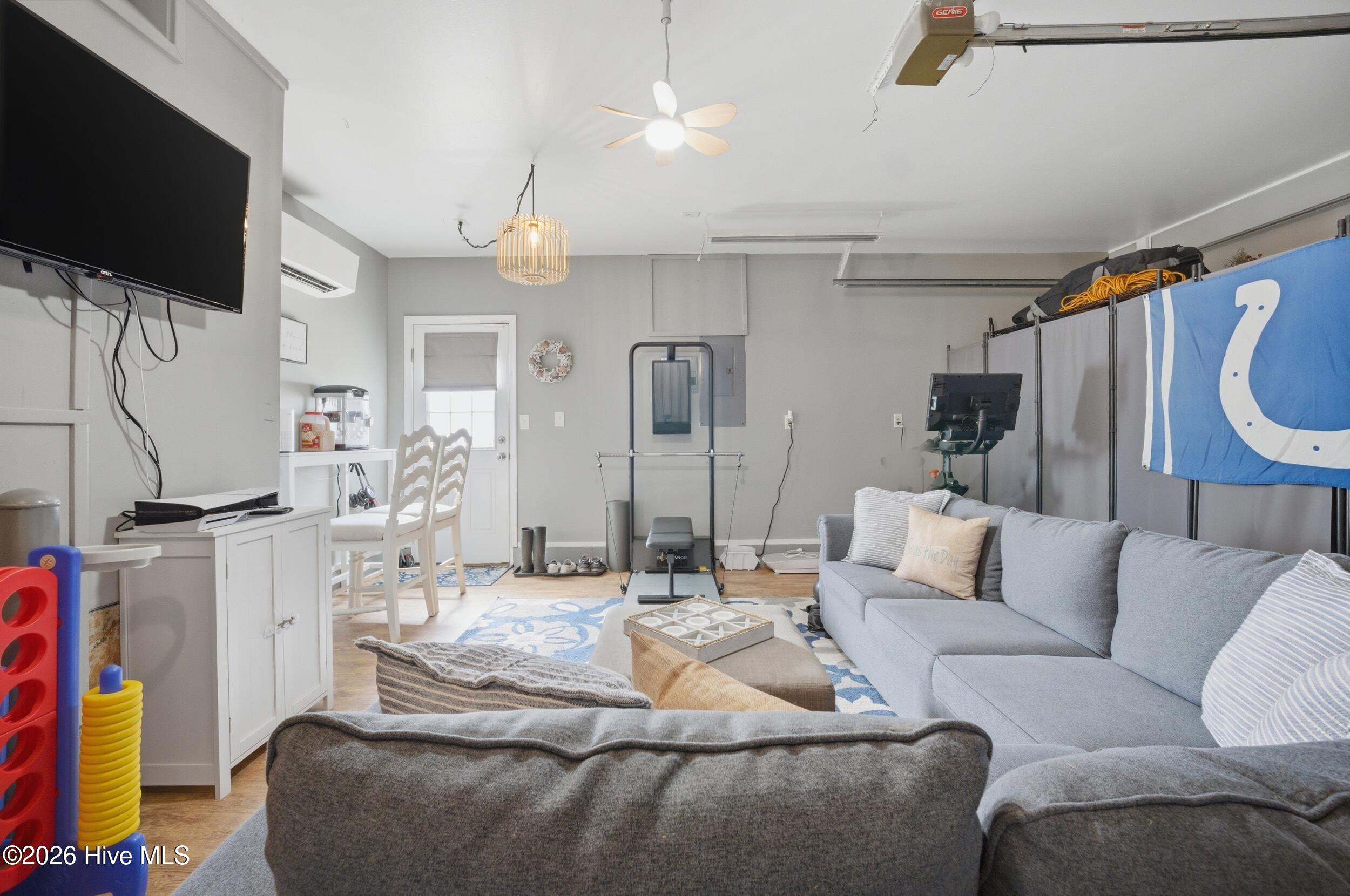 165 Green View Road Moyock, NC 27958 - Photo 30 of 60 Garage