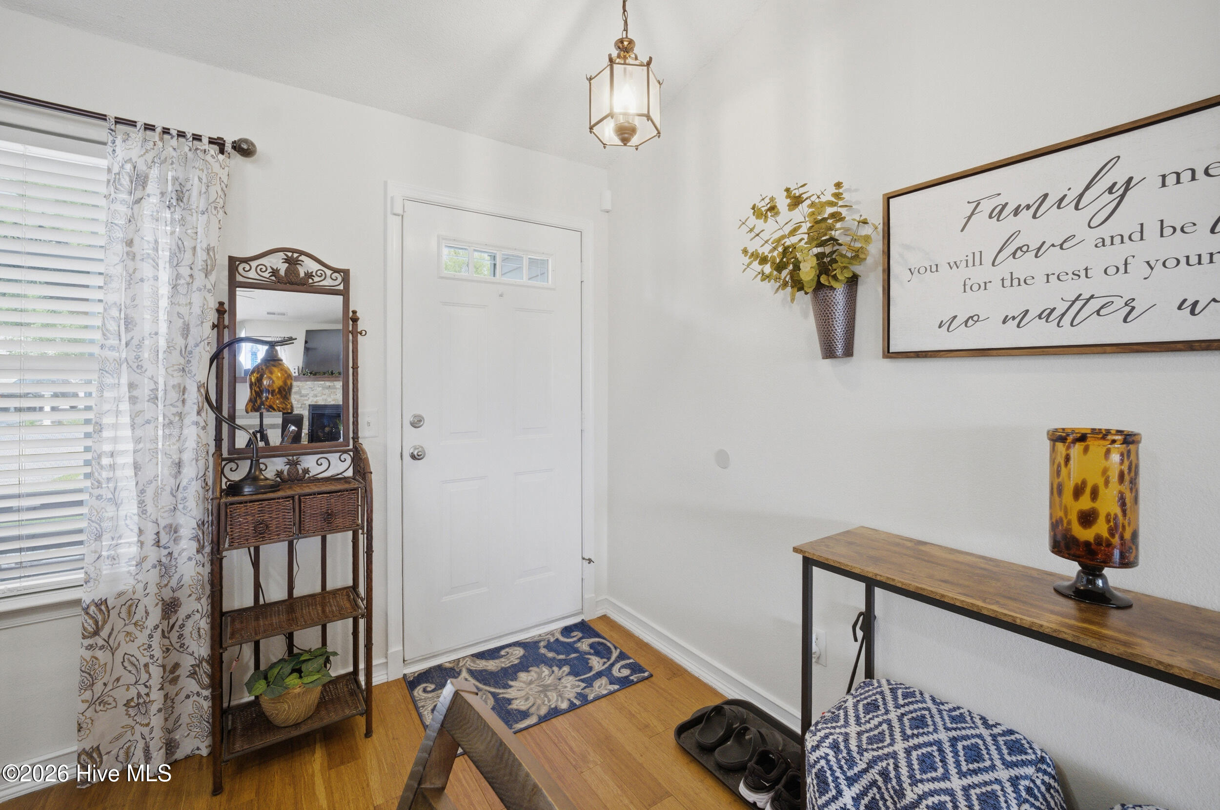 165 Green View Road Moyock, NC 27958 - Photo 7 of 60 Front Entryway