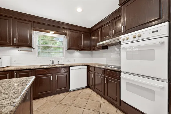 $3,300 | 11007 Tupper Lake Drive, Houston, TX 77042