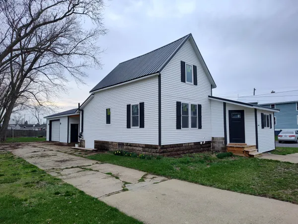 $139,900 | 509 North Walker Street, Bronson, MI 49028