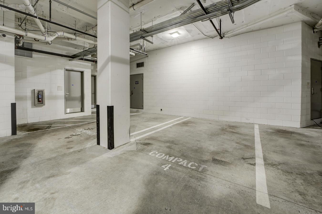 1111 Pennsylvania Ave. Southeast, Unit 409 Washington, DC 20003 - Photo 24 of 26 a view of small space