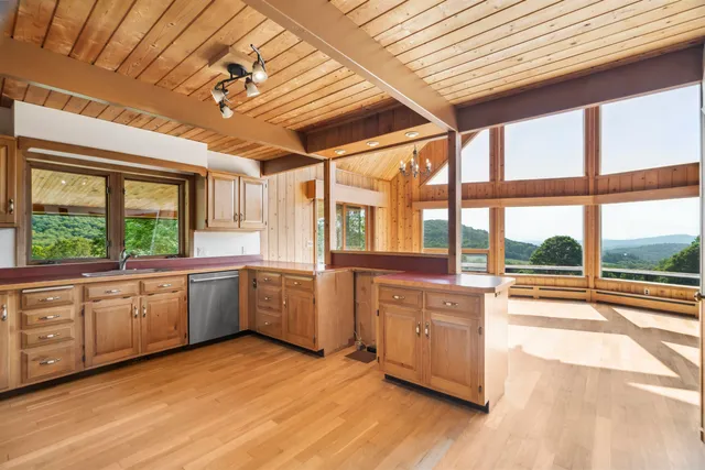 $749,000 | 2208 Backway Road, Corinth, VT 05039