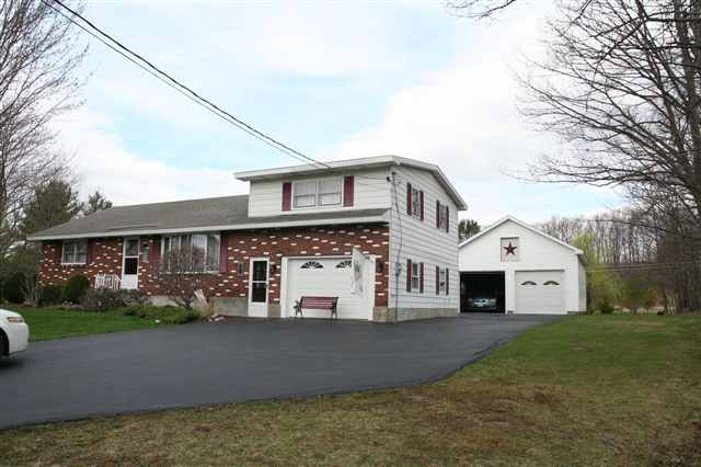 718 South Kelley Road Schenectady, NY 12306 - Photo 2 of 11 Photo 2