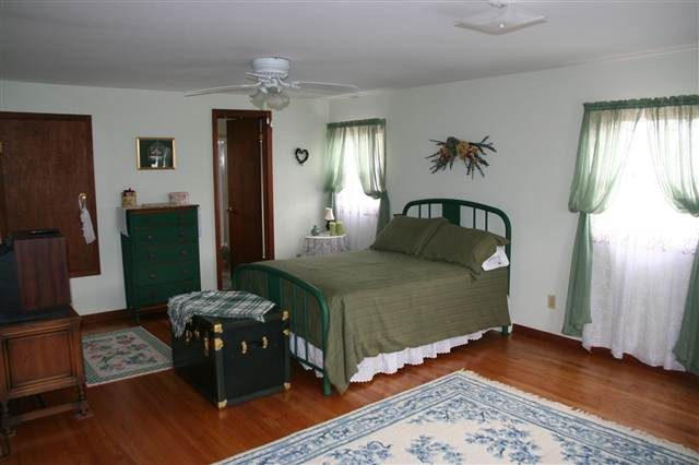 718 South Kelley Road Schenectady, NY 12306 - Photo 5 of 11 Photo 5